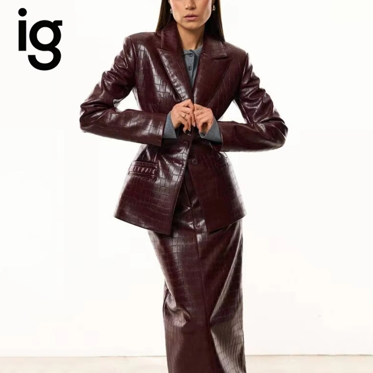 IG Women Burgundy Croc Faux Le - огляд і ціна Fly Line
